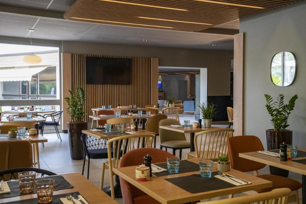 Novotel Antibes Sophia Antipolis Вальбон Экстерьер фото