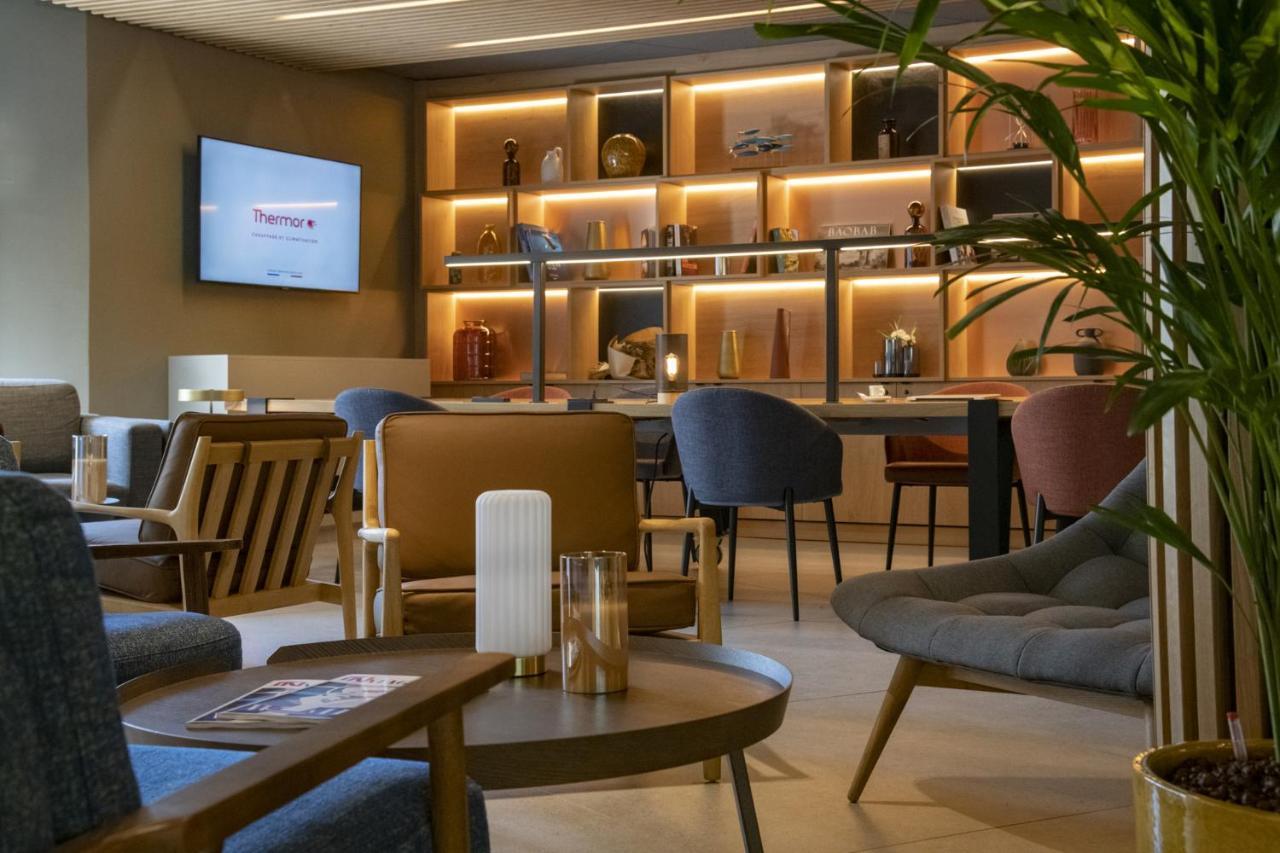 Novotel Antibes Sophia Antipolis Вальбон Экстерьер фото
