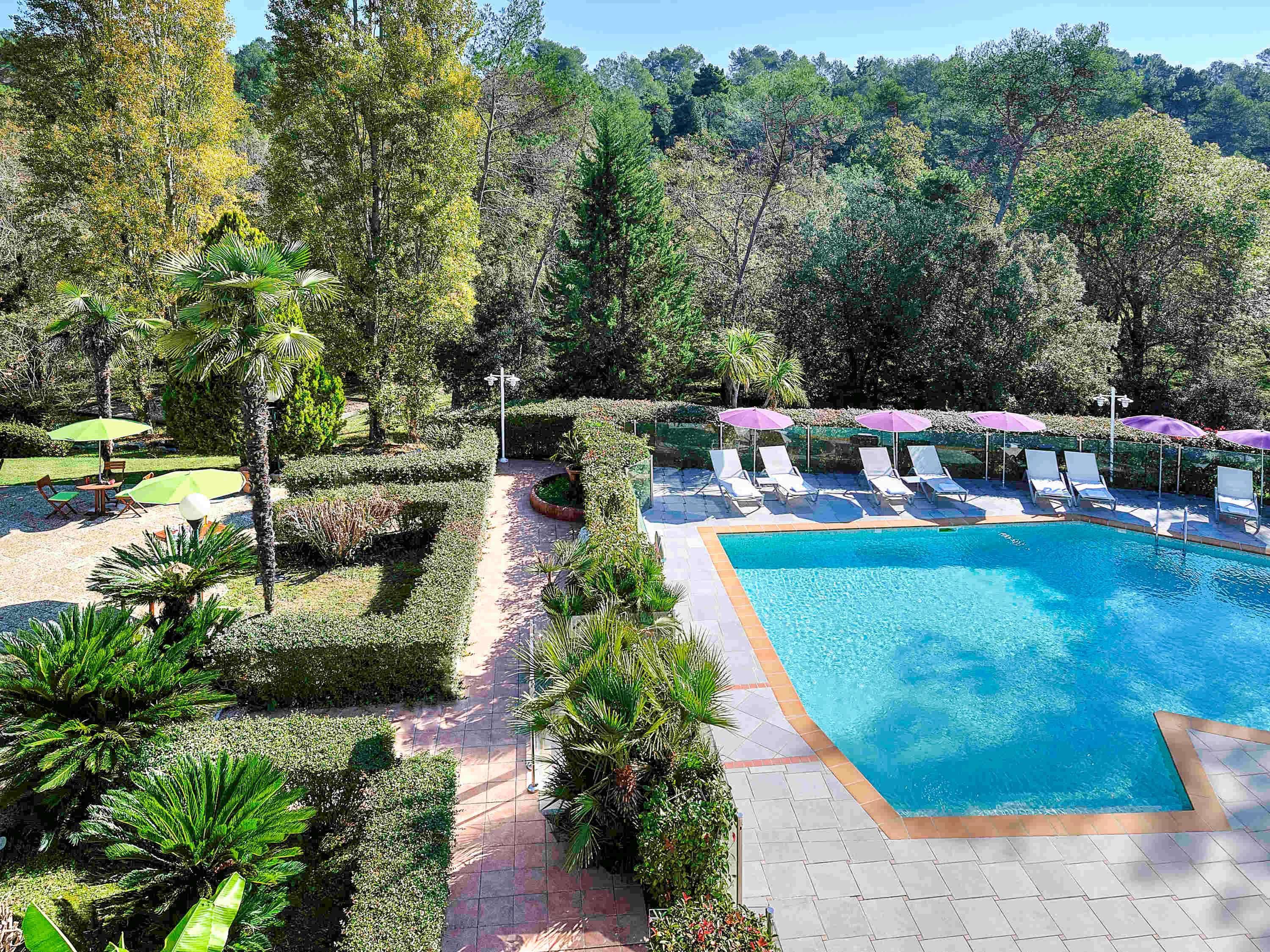 Novotel Antibes Sophia Antipolis Вальбон Экстерьер фото