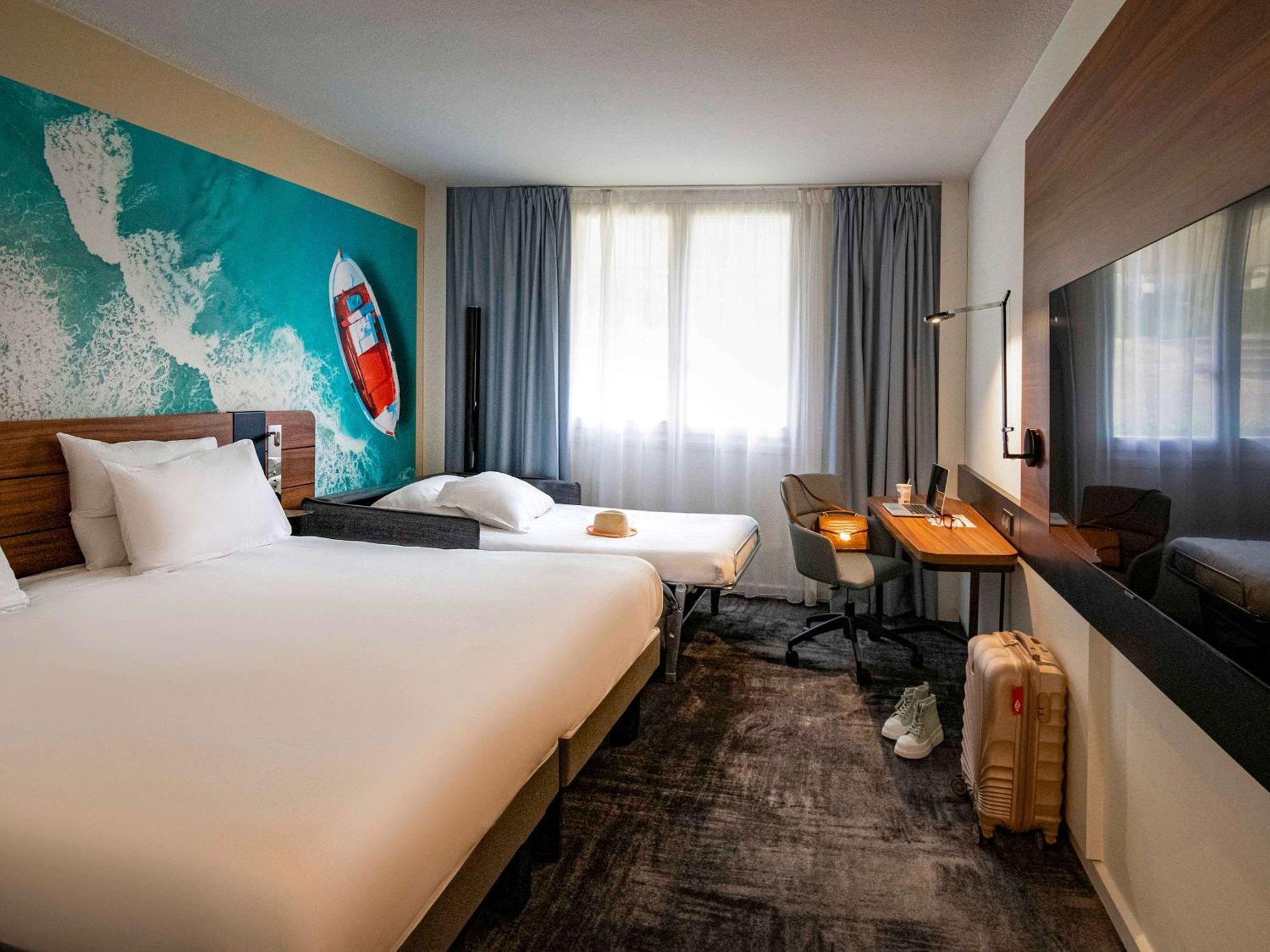 Novotel Antibes Sophia Antipolis Вальбон Экстерьер фото